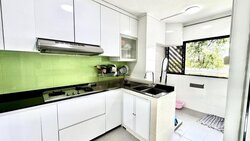 Blk 705 Hougang Avenue 2 (Hougang), HDB Executive #456709761